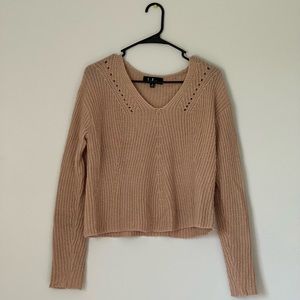 Tan lulu’s sweater size small.